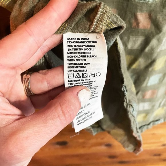 Prana green square printed sustainable blouse Size Medium - Picture 5 of 8